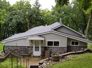 W7557 Shorewood Ter, Delavan, WI 53115