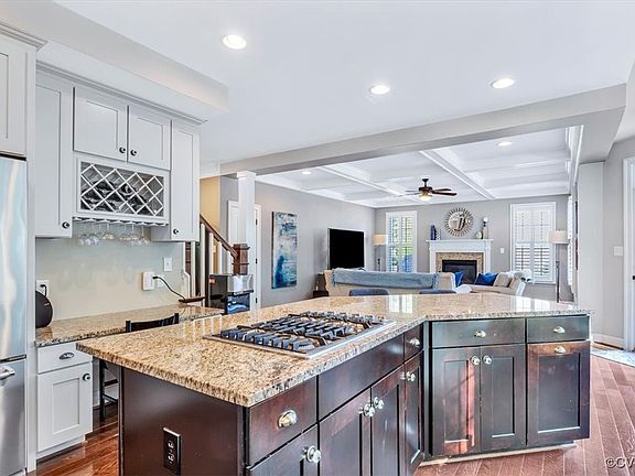 3rd image of 1113 Westhampton Glen Dr