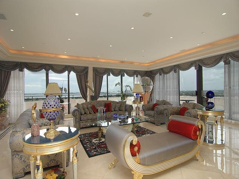 5225 Collins Avet - Miami Beach Real Estate Realtors