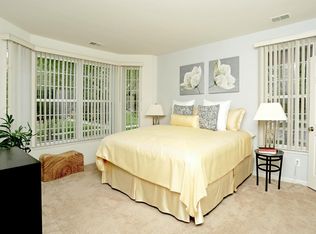3178 Cherry Creek Ln, Sterling Heights, MI 48314