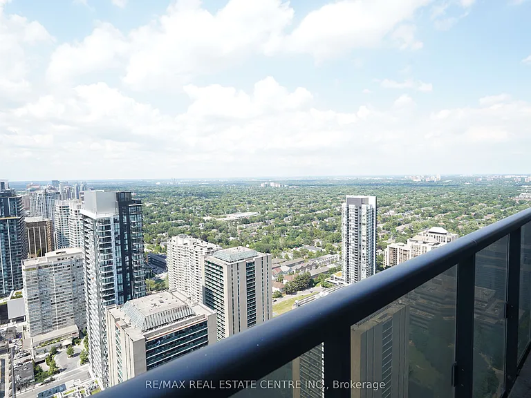5 Sheppard Ave E #4122 — Photo 16
