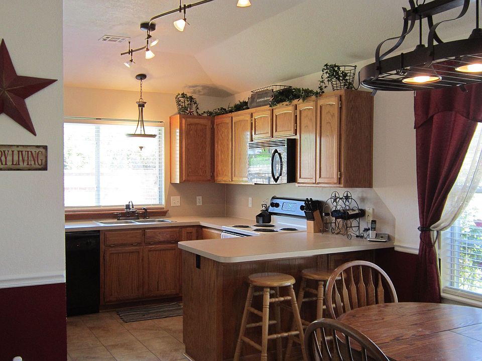 1st image of 1441 Forest Glenn Cir