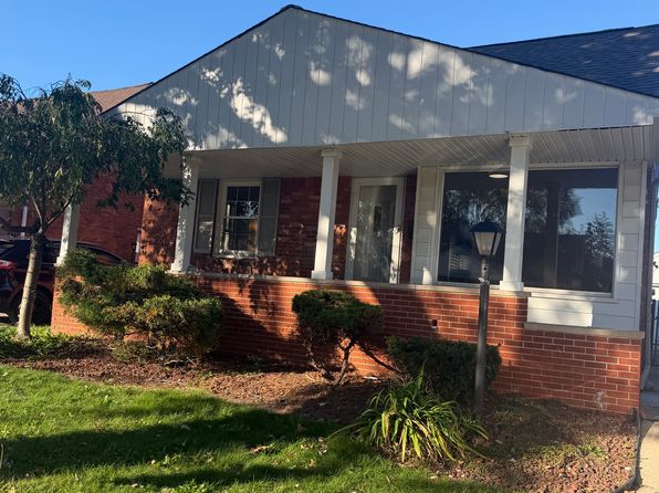754 Champaign Rd