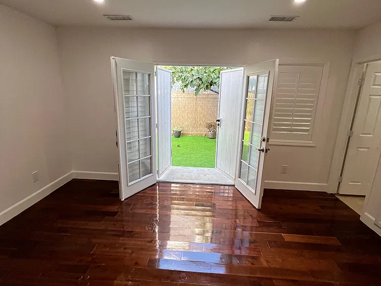 15304 Mansel Ave — Photo 13