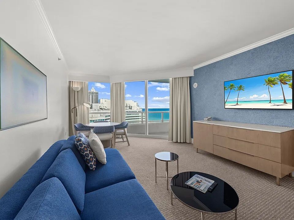 4401 Collins Ave #ID1540449P