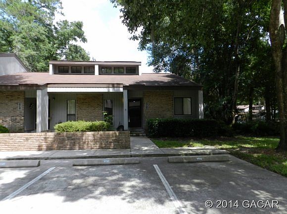 1st image of 2725 NW 39th Dr