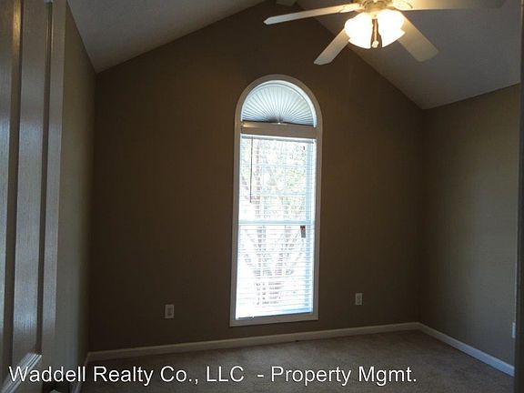 4th image of 207 Lee Road 2111