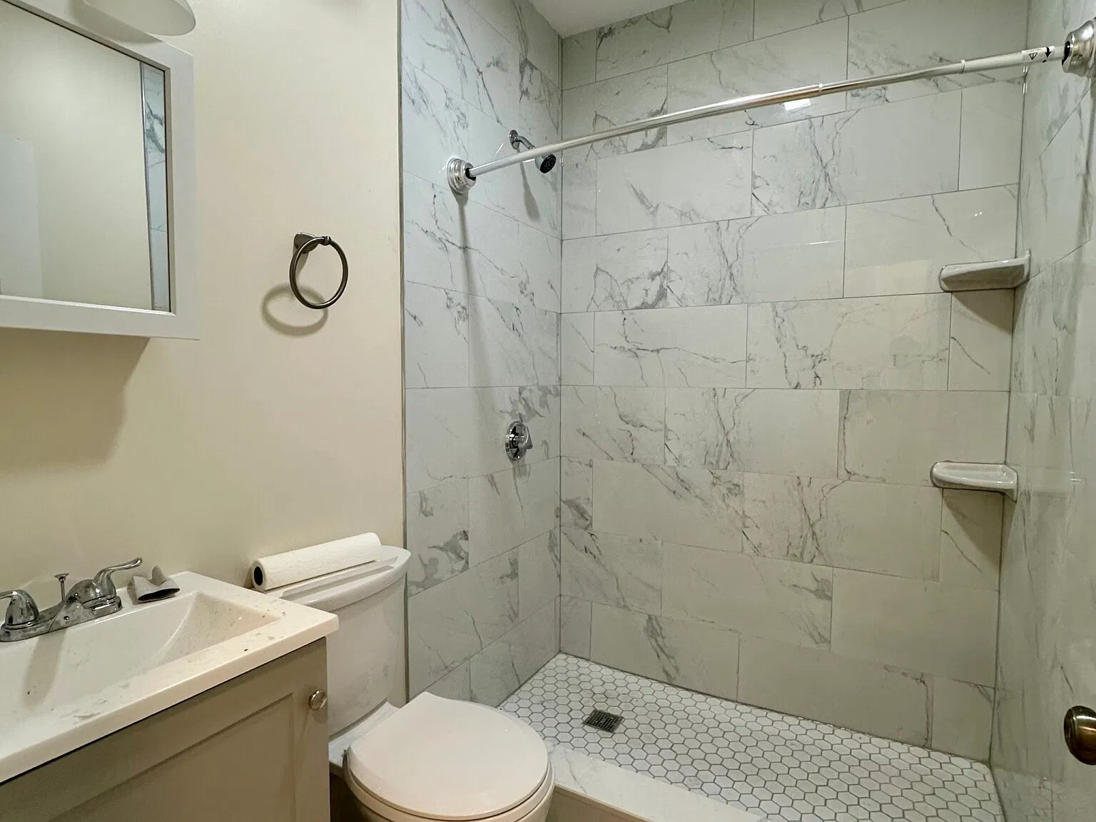 18 Sawyer Ter — Photo 3