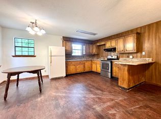 Modern & Spacious Newly Remodeled 2 Bed/ 1 Bath Duplex Near Lyon, Batesville, AR 72501