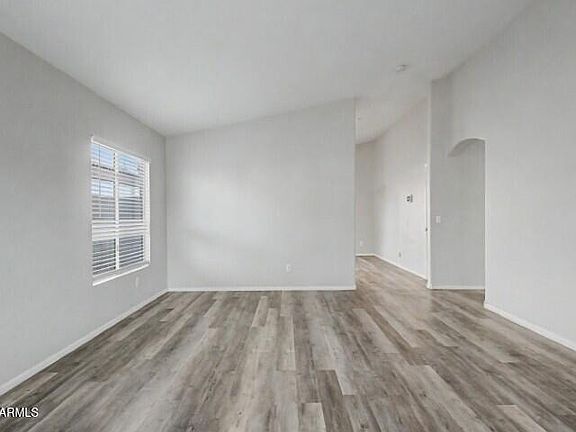 5th image of 12325 W VALENTINE Avenue