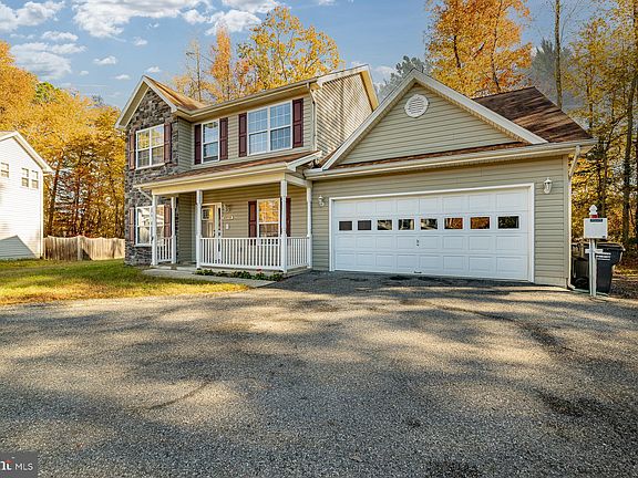4th image of 40015 Robert Ernest Way
