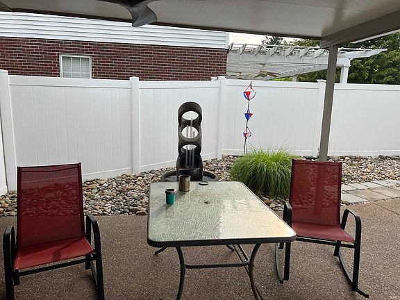 4th image of 6888 Cottage Ln