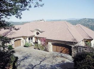 3911 Skyfarm Dr, Santa Rosa, CA