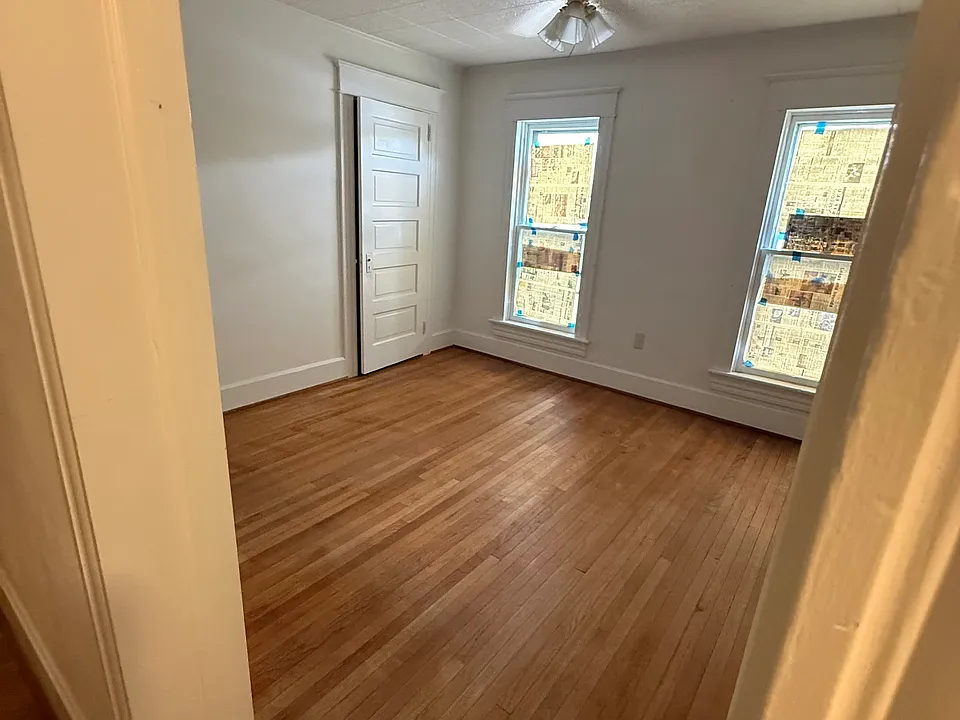 648 Linden Ave