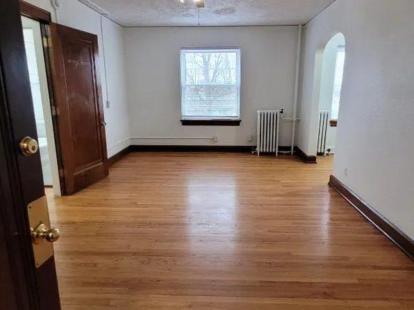 727 N Capitol Ave, Lansing, MI