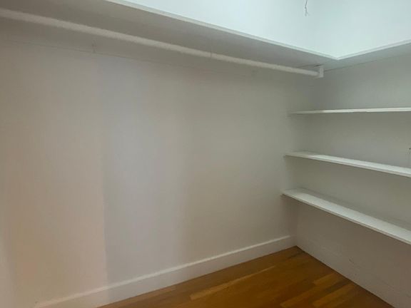 3rd image of 2330 Larkin St APT 25