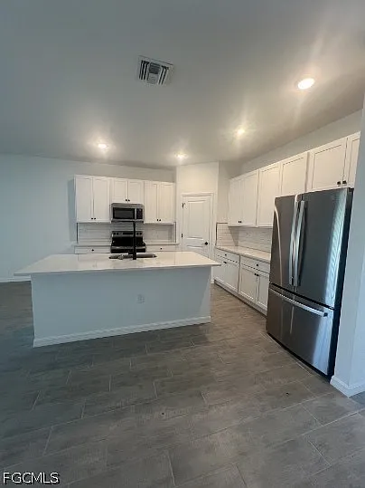 715 Homer Ave S — Photo 4