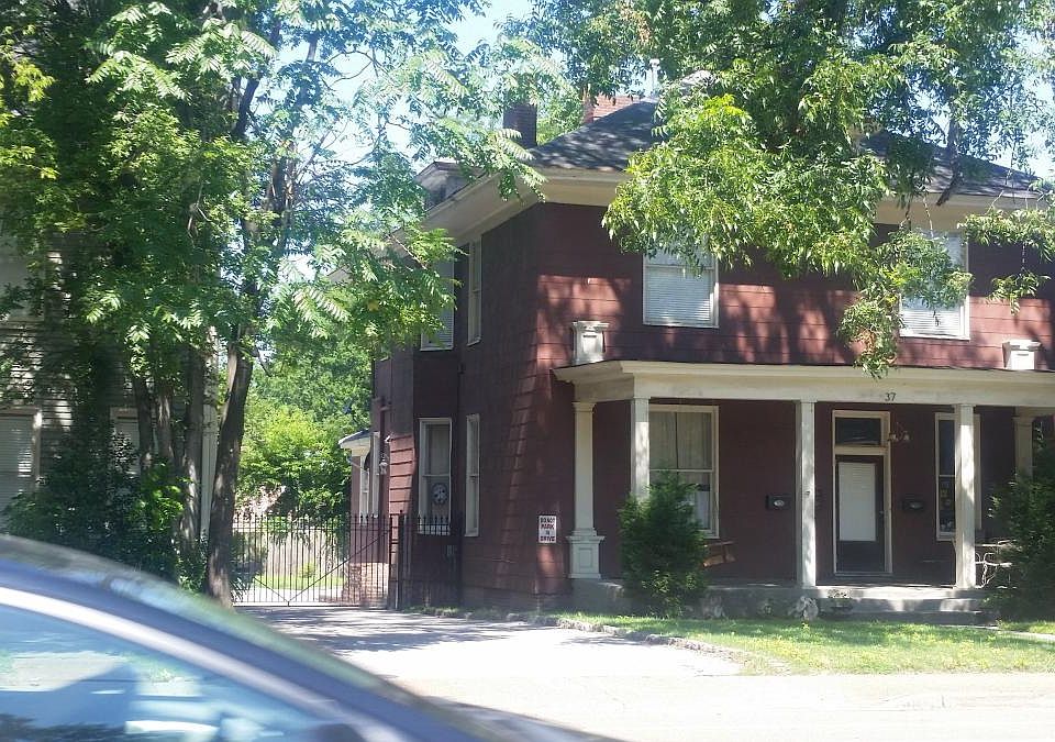 street view, gated driveway