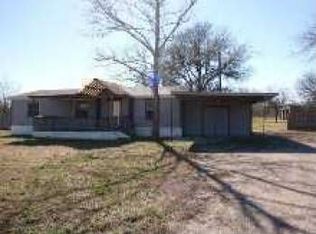 551 Skyline Rd, Dale, TX 78616