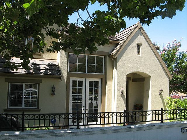 1st image of 3943 Mosher Dr