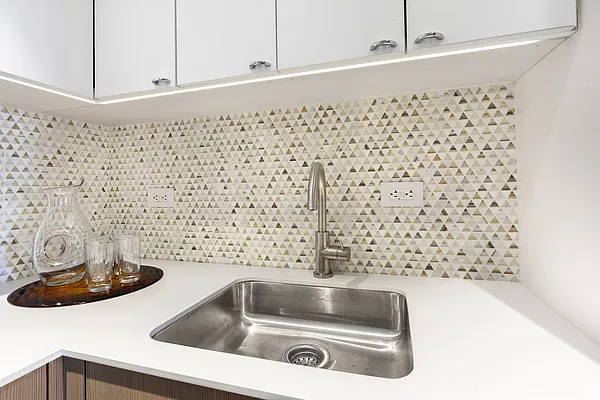 Rented by Compass | media 16