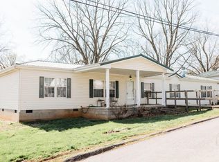 101 Arnold Hts, Carlisle, KY 40311
