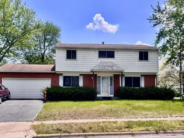 5203 Quincy Dr, Columbus, OH 43232