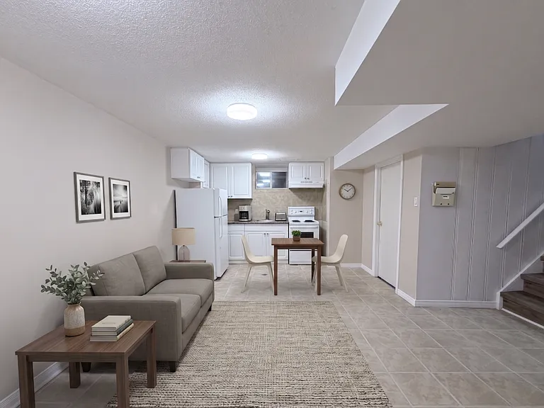 841 Garth St #2 — Photo 2