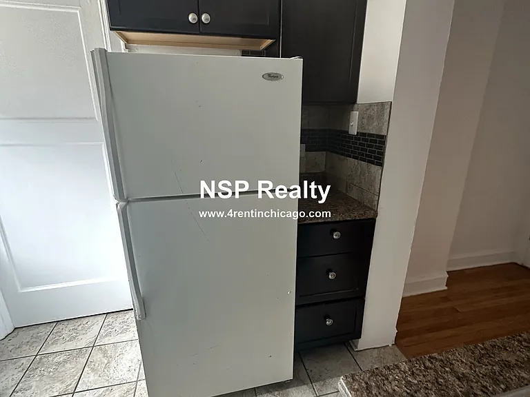 1365 W Estes Ave #1O — Photo 5