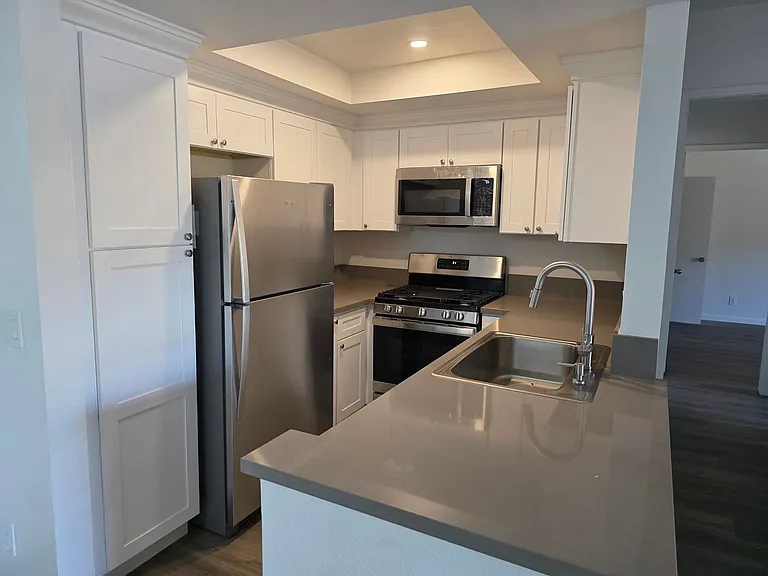 703 W 3rd St #A215 — Photo 12
