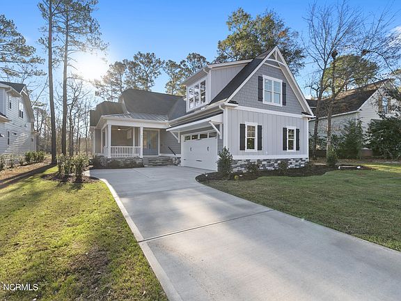 3rd image of 91 Plantation Passage Dr SE