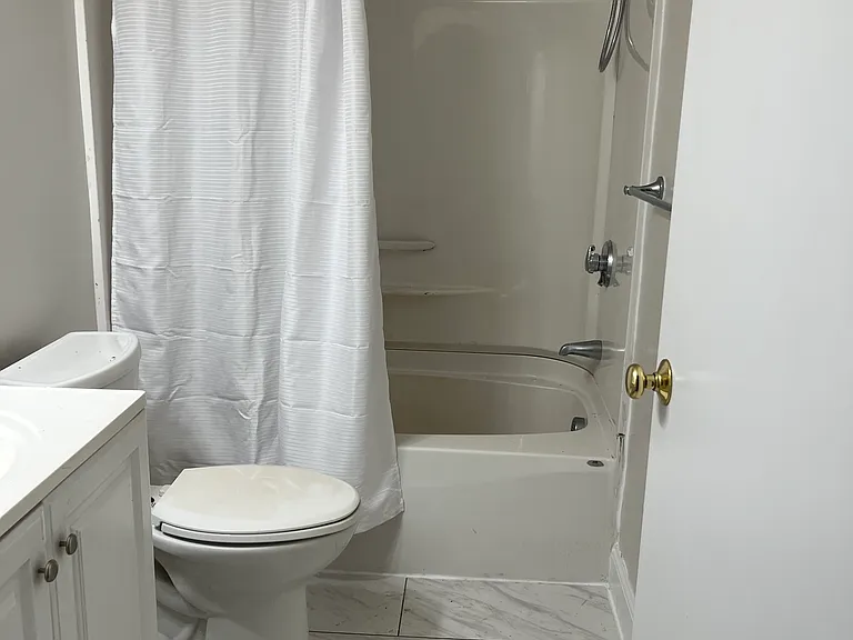 8 Hancock St #2 — Photo 5