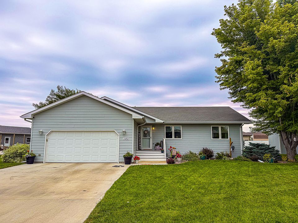 1st image of 2452 Prairie Green Dr