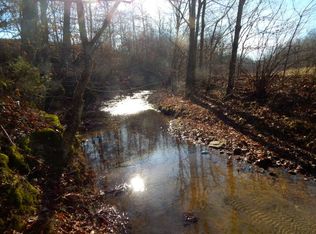 881 Coaling Rd, Charlotte, TN 37036