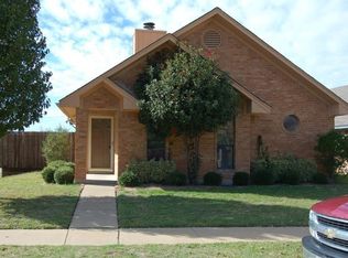 201 Conger Dr, Mesquite, TX 75149