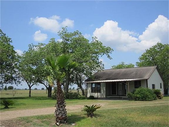 3rd image of 943 County Road 219