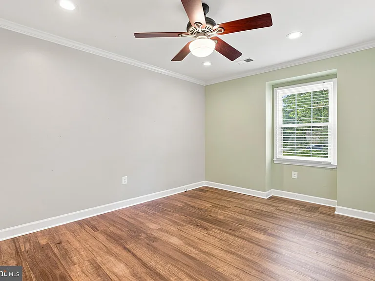 11414 Bronzedale Dr — Photo 37