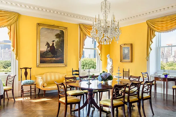 Sold by Sotheby's International Realty | media 4