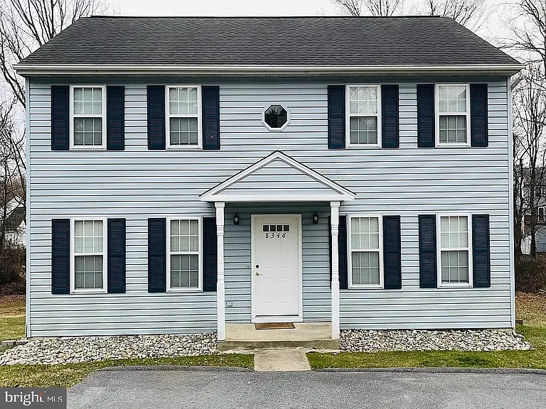 8346 Lincoln Dr — Photo 1
