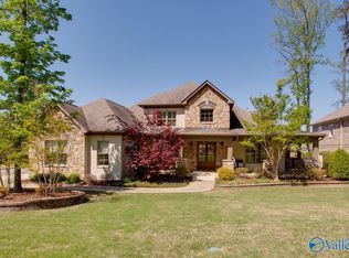 2608 Muir Woods Dr SE, Owens Cross Roads, AL 35763
