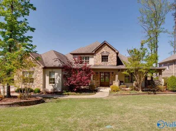 2608 Muir Woods Dr SE, Owens Cross Roads, AL 35763