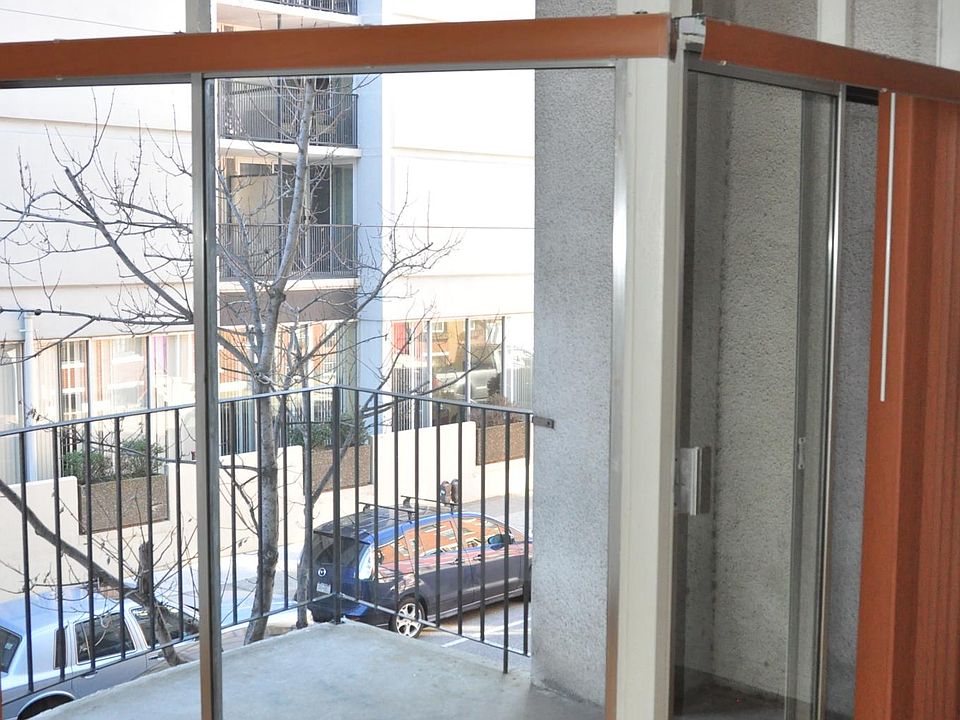 1st image of 1311 Lombard St APT 404