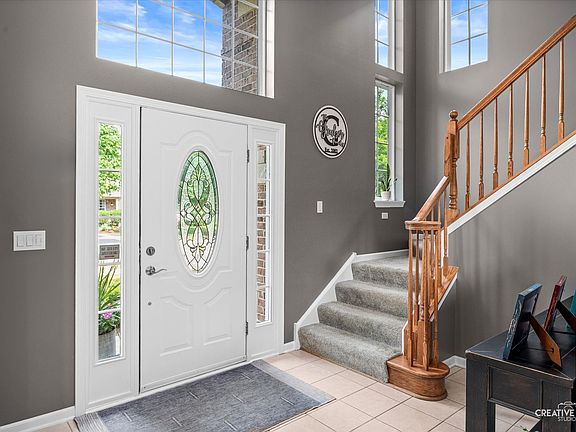 3rd image of 26343 Mapleview Dr