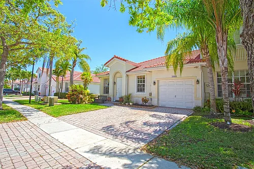 18860 SW 25th Ct Photo 1
