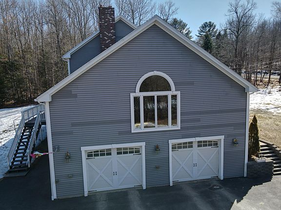 3rd image of 88 Sweet Road