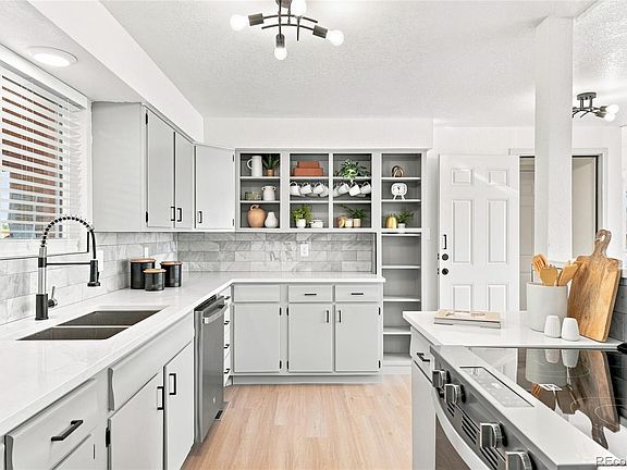3rd image of 2787 S Meade Street