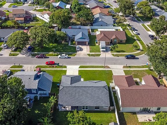 3rd image of 2251 Opal Dr
