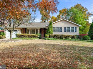14 Old Town Rd, Cherry Hill, NJ 08034