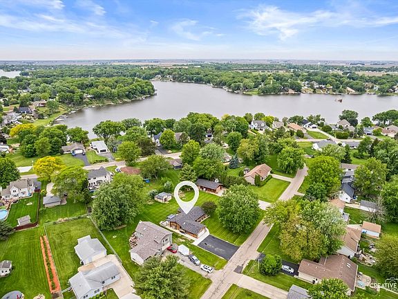 3rd image of 1483 Nova Rd