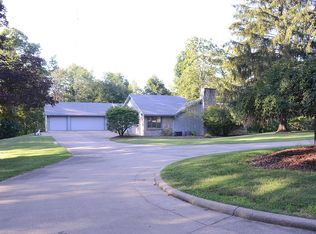 4362 Bloomfield Rd, Cambridge, OH 43725